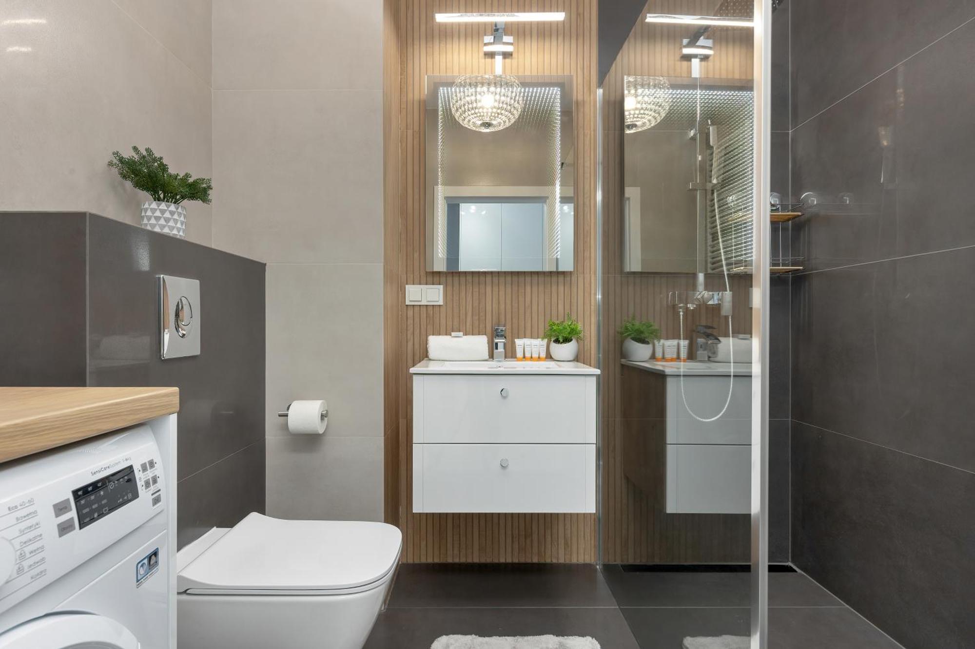 Warsaw Kotsisa Apartments With Parking By Noclegi Renters Exterior foto