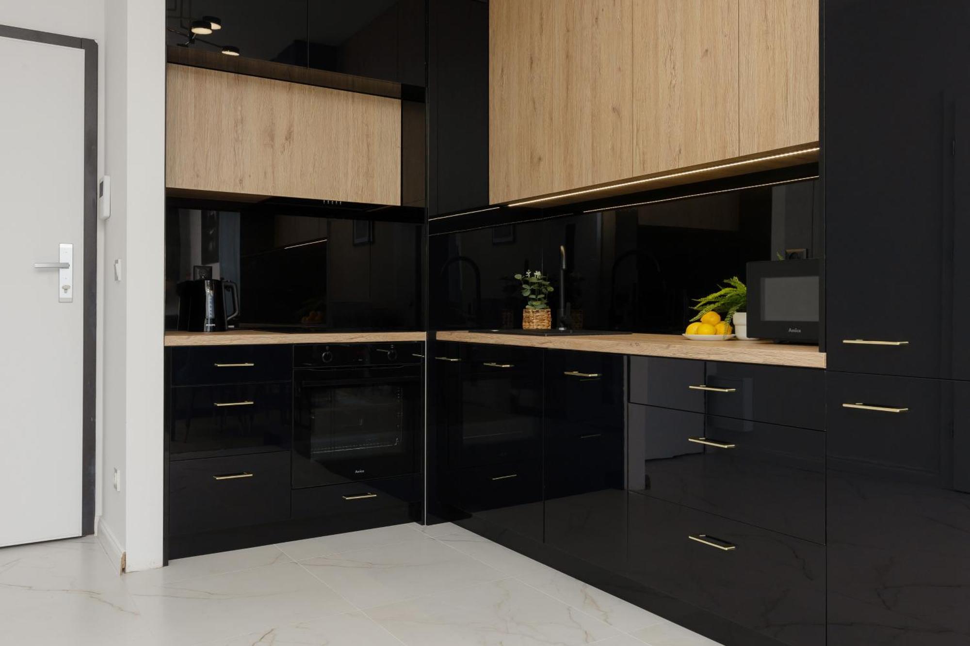 Warsaw Kotsisa Apartments With Parking By Noclegi Renters Exterior foto